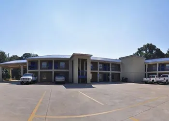 Days Inn by Wyndham Chipley hotel thumbnail 2
