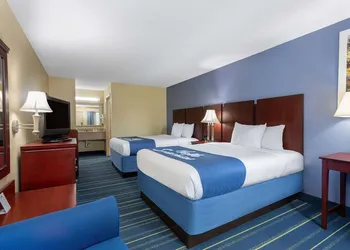 Days Inn by Wyndham Chipley hotel thumbnail 7