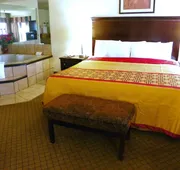 Royalton Inn & Suites hotel detail image 5