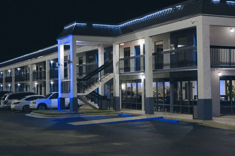 Days Inn by Wyndham Marianna hotel detail image 2