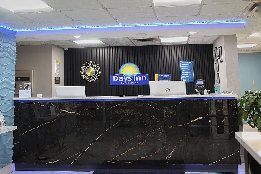 Days Inn by Wyndham Marianna hotel detail image 6