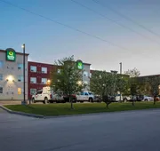 Quality Inn & Suites hotel detail image 4