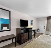 Best Western Delhi Inn hotel detail image 7