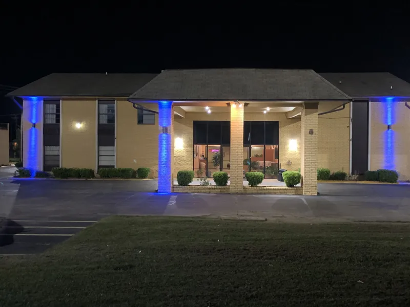 Executive Inn & Suites hotel detail image 2