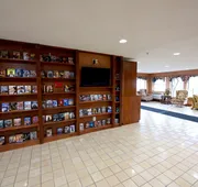 Crown Choice Inn & Suites Lakeview & Waterpark hotel detail image 5