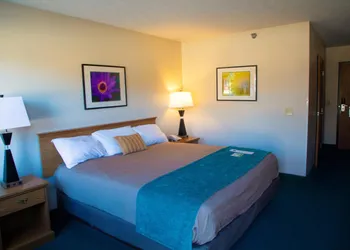 Heritage Inn hotel thumbnail 6