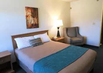 Heritage Inn hotel thumbnail 7