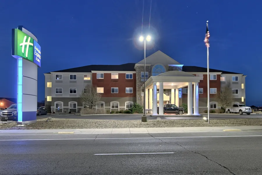 Holiday Express & Suites Portales by IHG hotel detail image 2