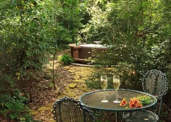 BlissWood B&B Ranch hotel thumbnail 3