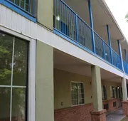 Magnolia Bay Hotel & Suites hotel detail image 4