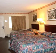 Magnolia Bay Hotel & Suites hotel detail image 7