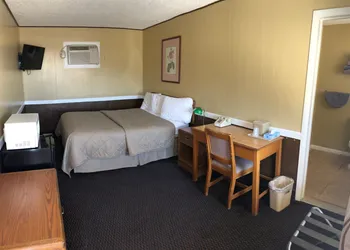 Geneva Inn hotel thumbnail 5