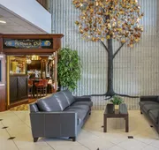 Best Western Plus Cobourg Inn & Convention Centre hotel detail image 5