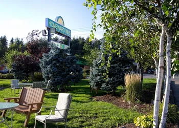Homeward Inns of Canada hotel thumbnail 2
