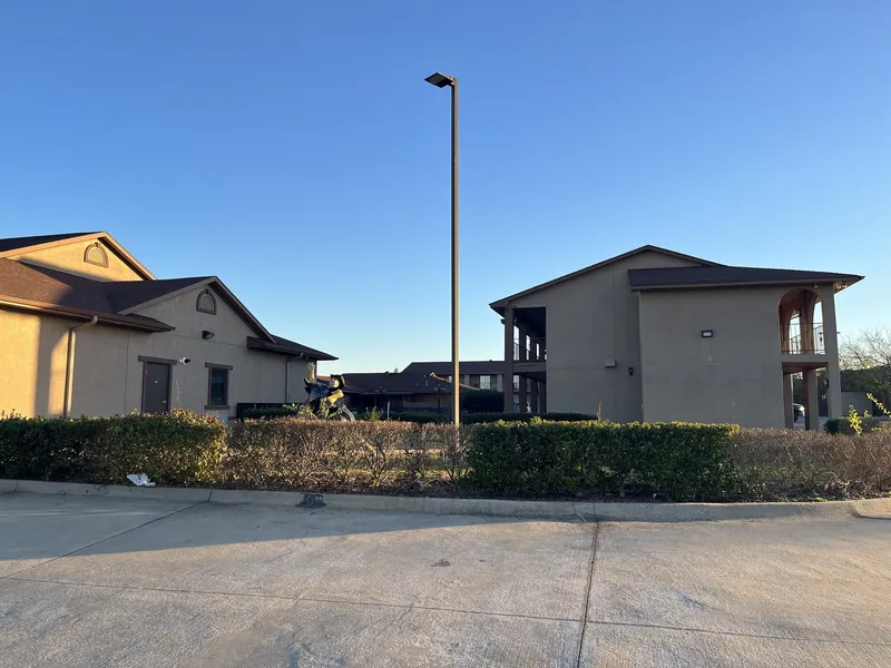 Red Roof Inn & Suites Sulphur Springs hotel detail image 2