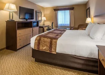 Crandon Inn and Suites hotel thumbnail 5