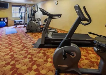 Crandon Inn and Suites hotel thumbnail 7