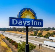 Days Inn by Wyndham Red Bluff hotel detail image 7