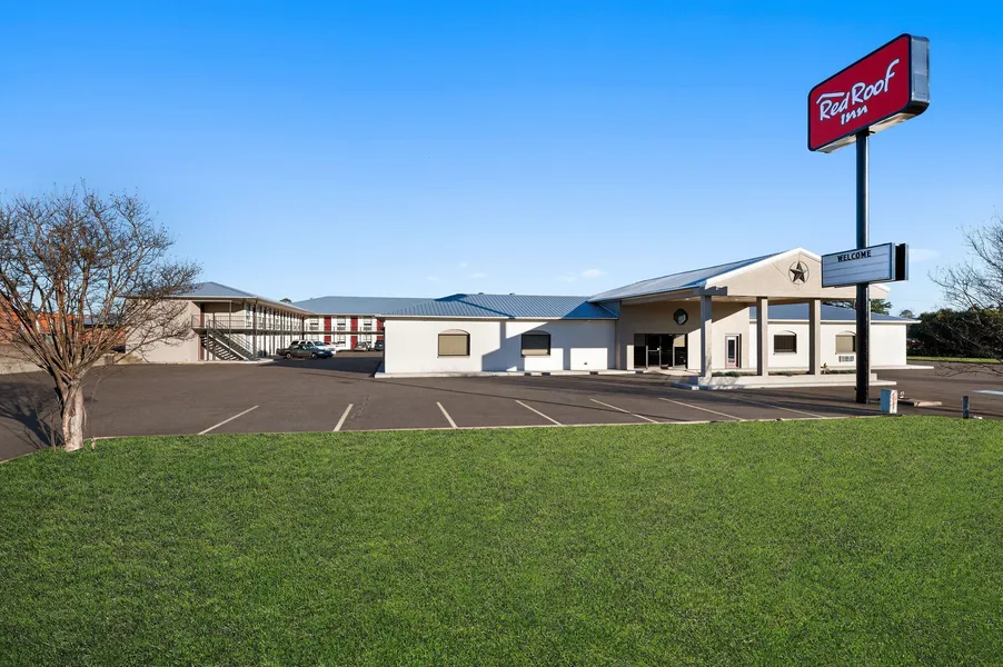 Red Roof Inn Nacogdoches hotel detail image 2
