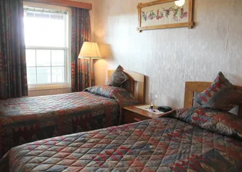 Forest Haven Inn hotel thumbnail 8