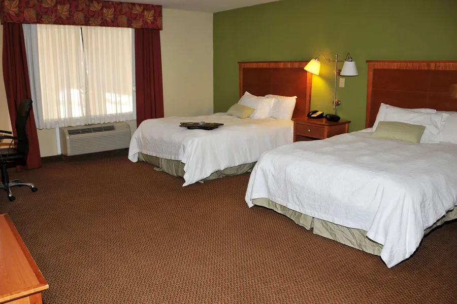 Hampton Inn Clinton hotel detail image 6