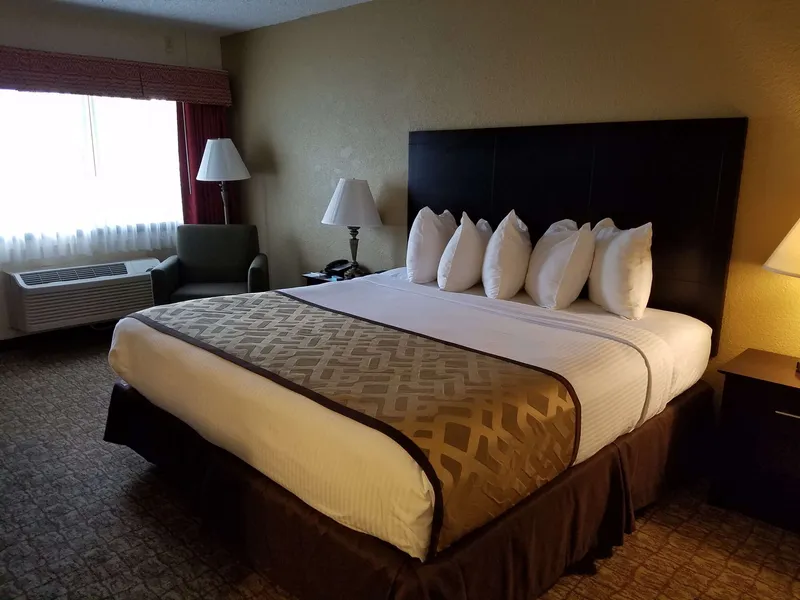 Best Western Crossroads Inn hotel detail image 2