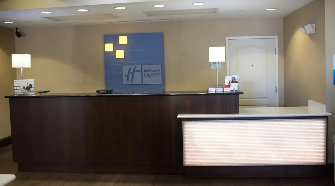 Holiday Inn Express West Jefferson by IHG hotel detail image 6