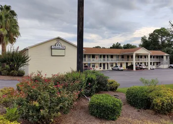 Sylvania Inn hotel thumbnail 4