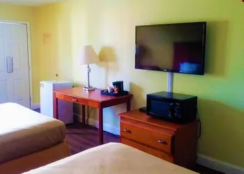Sylvania Inn hotel thumbnail 7