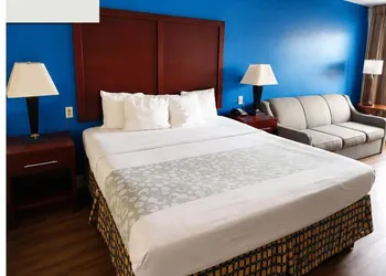 Sylvania Inn hotel thumbnail 8