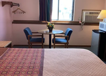 Executive Inn hotel thumbnail 8