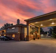 SureStay Plus Hotel By Best Western Salmon Arm hotel detail image 4
