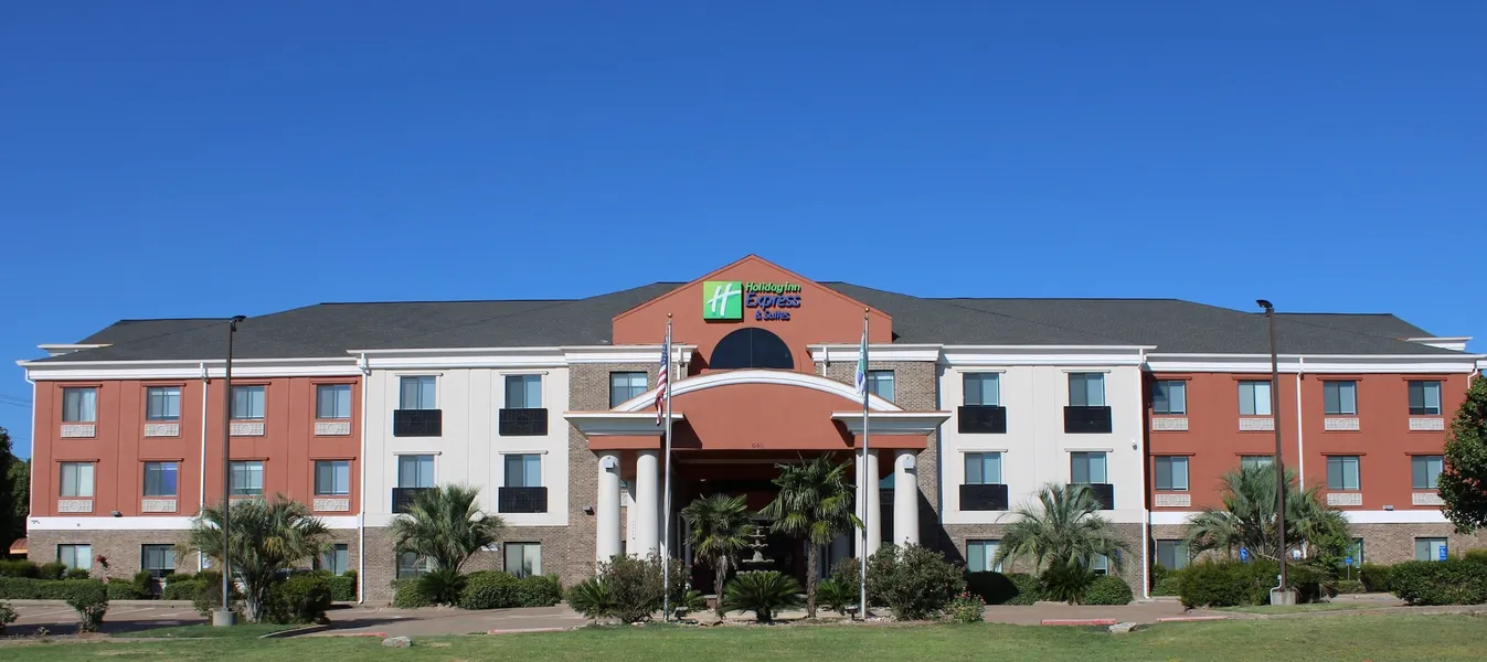 Holiday Inn Express Hotel & Suites Fairfield - North by IHG hotel detail image 2