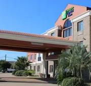 Holiday Inn Express Hotel & Suites Fairfield - North by IHG hotel detail image 4