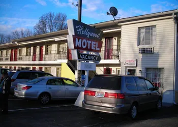 Hollywood Motel hotel thumbnail 3