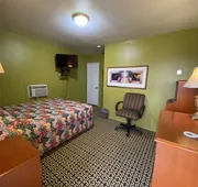 Lincoln Motel hotel detail image 4