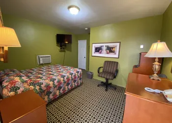 Lincoln Motel hotel thumbnail 4