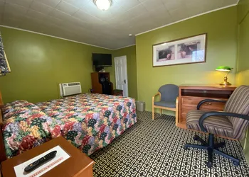Lincoln Motel hotel thumbnail 8