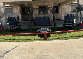 Travelers Inn Motel hotel thumbnail 8