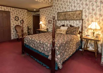 The Globe Inn hotel thumbnail 3