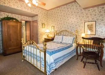 The Globe Inn hotel thumbnail 4