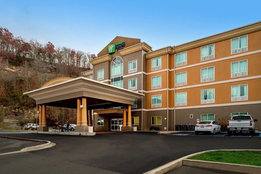 Holiday Inn Express Hotel & Suites Hazard by IHG hotel detail image 2