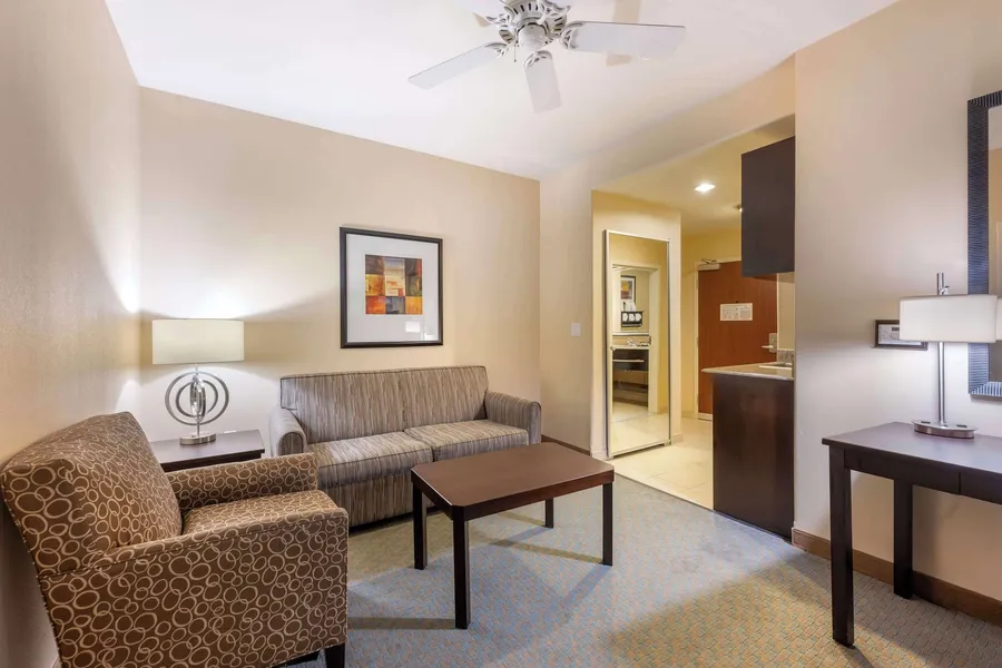Best Western Plus Midland Suites hotel detail image 6
