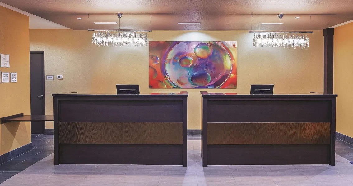La Quinta Inn & Suites by Wyndham Jourdanton - Pleasanton hotel detail image 2