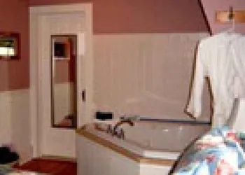 Brookview Manor Inn hotel thumbnail 4