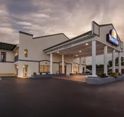 Days Inn by Wyndham Lexington hotel detail image 3