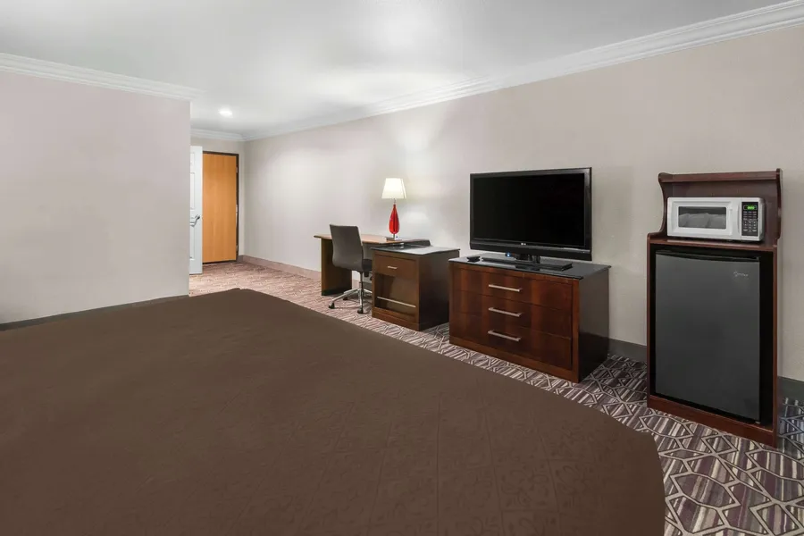 SureStay Plus by Best Western Benbrook Fort Worth hotel detail image 6