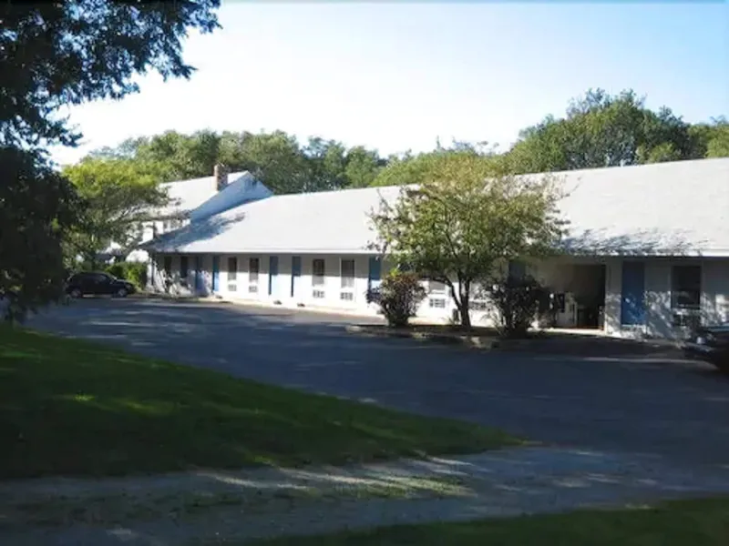 Captains Quarters Motel & Conference Center hotel detail image 2