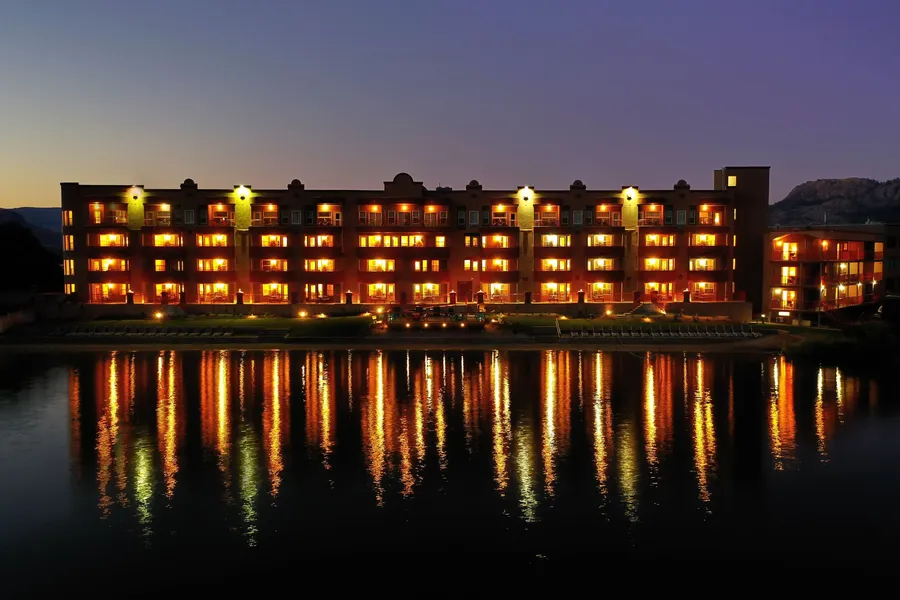 Holiday Inn Hotel & Suites Osoyoos by IHG hotel detail image 2