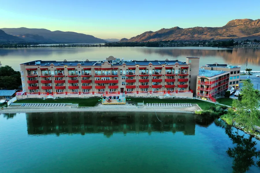 Holiday Inn Hotel & Suites Osoyoos by IHG hotel detail image 6